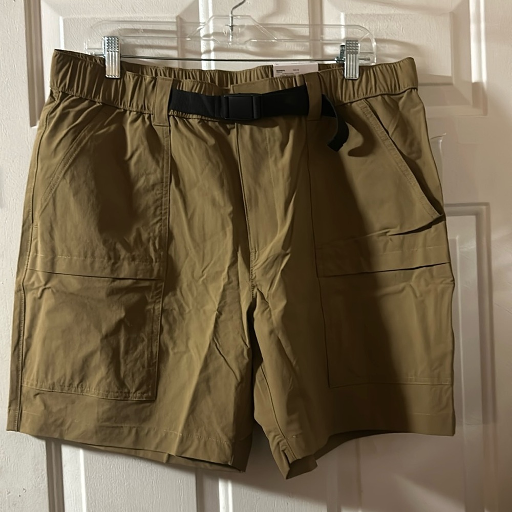 SONOMA OUTDOOR CARGO SHORTS: BROWN: NEW WITH TAGS: SIZE 38